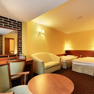 Hotel Astra Tajemniczy Ogrod, Poznań