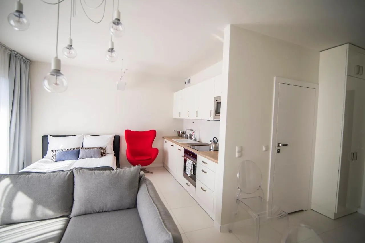 Bed & Breakfast Apartamenty Dominikanska 9 Poznań Polen