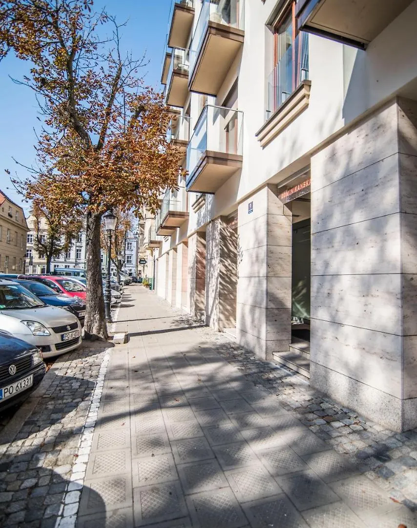 Bed & Breakfast Apartamenty Dominikanska 9 Poznań
