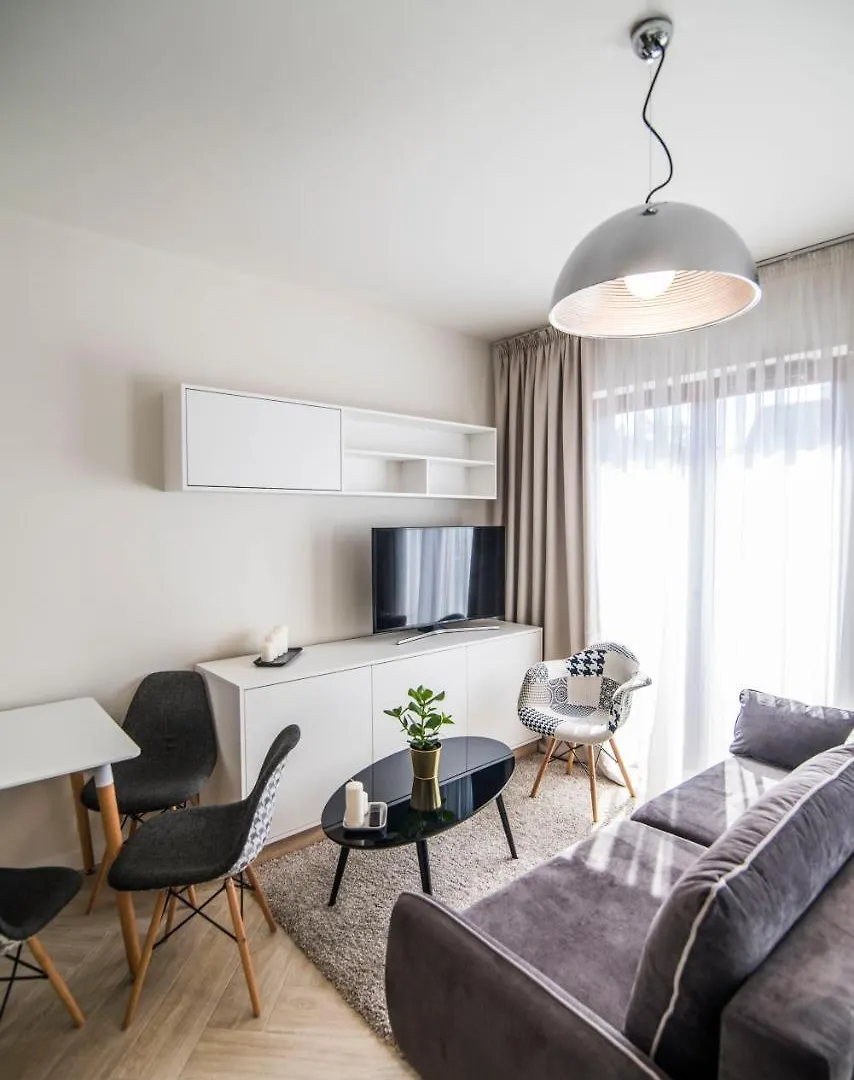 Bed & Breakfast Apartamenty Dominikanska 9 Poznań
