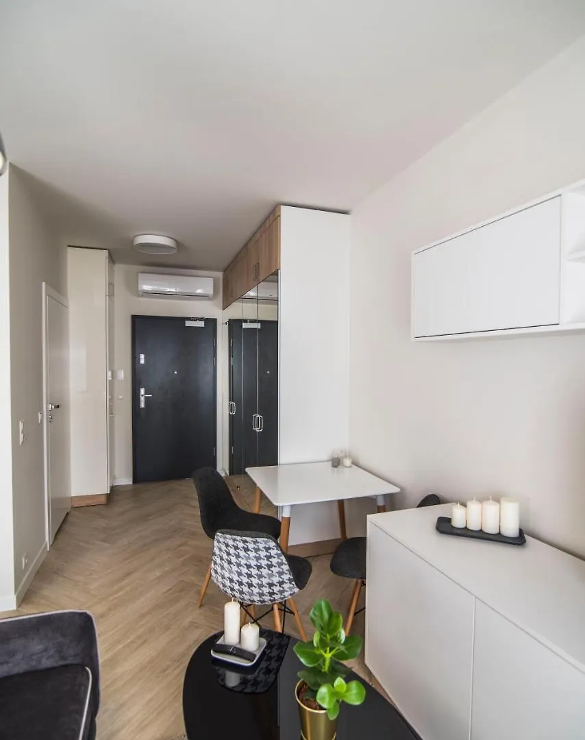 Apartamenty Dominikanska 9 Poznań Bed & Breakfast