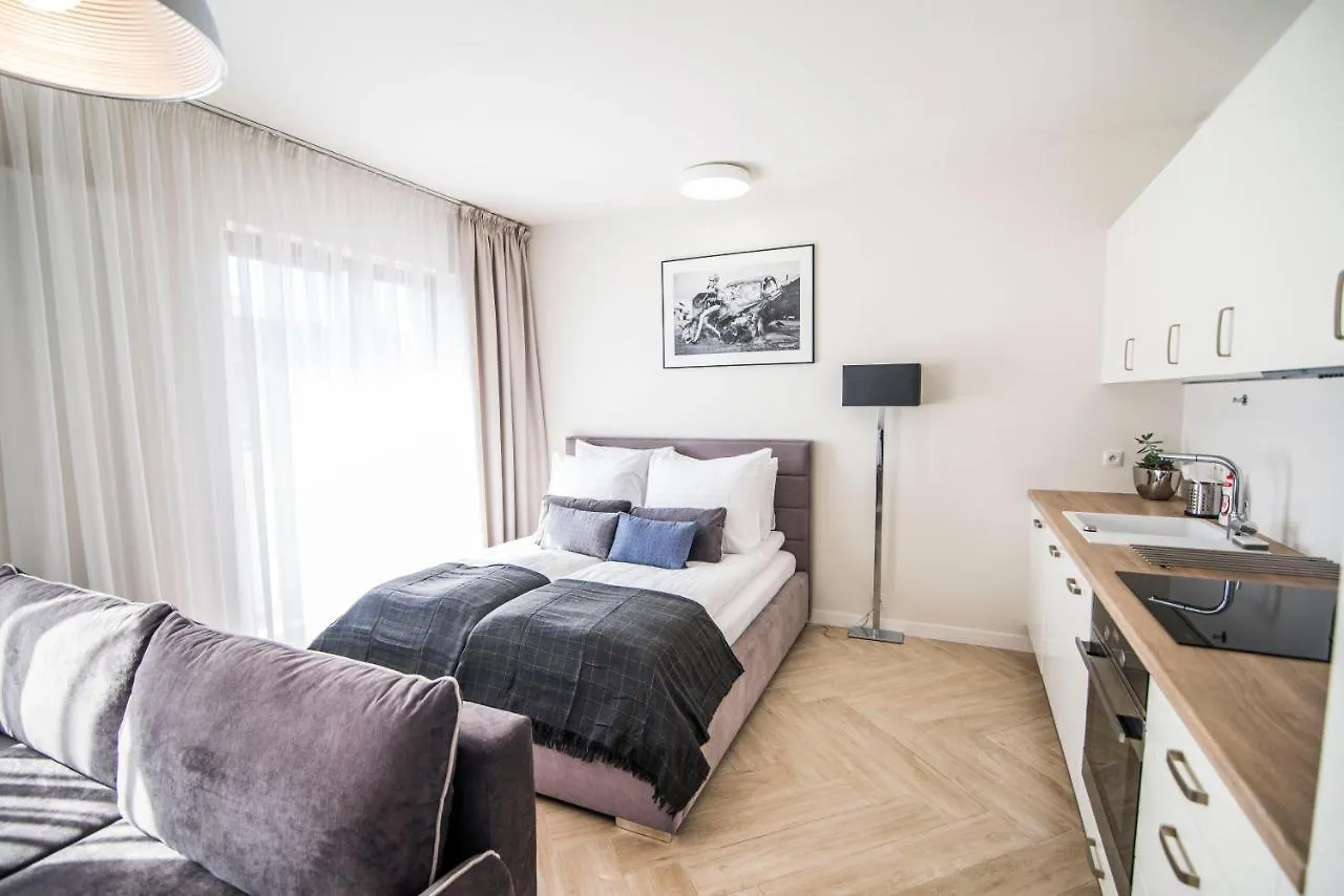 Apartamenty Dominikanska 9 Poznań Bed & Breakfast